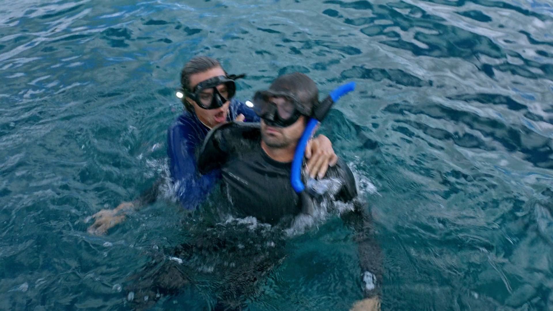 RescueHiSurfS01E16-109.jpg