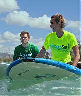 RescueHi-Surf-S01E18-246.jpg