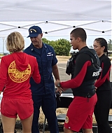 RescueHi-Surf-S01E19-196.jpg